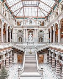 This Is The Justizpalast Palace Of Justice Seat Of The Austrian Supreme Court Dream Mansion City Architecture Architect Design