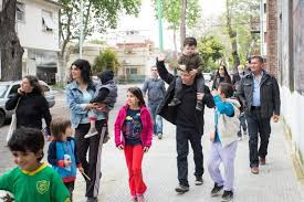 Aplicará para todos los niveles, con asistencia alternada para cumplir con los protocolos sanitarios. Kicillof Se Mudo A La Plata Y Realizo Un Importante Cambio En La Residencia Oficial Poltica Argentina