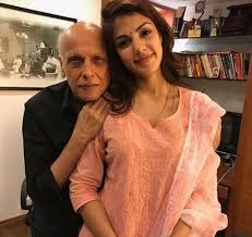 Relationship between mahesh bhatt and rhea chakraborty: What Is The Relationship Between Mahesh Bhatt And Riya Chakrabarti Quora