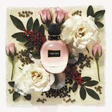 Butuh parfum dengan aroma wangi dan tahan lama? Mewah Dan Segar 6 Parfum Dengan Wangi Bunga Mawar Yang Menarik Dicoba