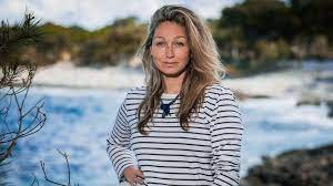 The name is based on the literary pieces robinson crusoe and the swiss family robinson, both based on stories of people marooned by shipwrecks. Sfkx7i Ra5ftxm
