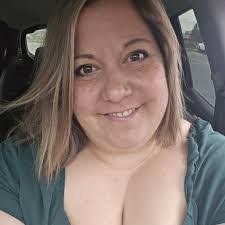 Ashlee Reece's Instagram, Twitter & Facebook