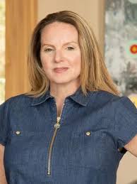 Eileen O'Neill Of Corcoran Group (East Hampton) In East Hampton NY — Real  Estate Agent Profiles