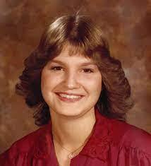 Deanne Hanna's Instagram, Twitter & Facebook