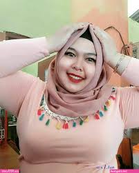 toket hijab bugil - Busty porn pics