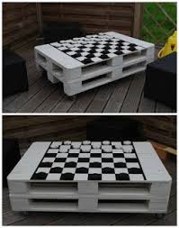 Checker Game Board Made From Pallets Outdoor Pallet Projects Diy Pallet Projects Diy Pallet Furniture