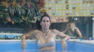 Former renault f1 boss flavio briatore, 67, has reportedly separated from his wife elisabetta gregoraci, 37, after nine years of marriage. Grande Fratello Vip Elisabetta Gregoraci Lascia La Casa Ho Preso La Mia Decisione