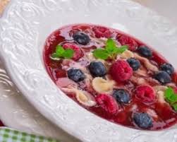 Recette De Soupe De Pates Sucree Et Detoxifiante Aux Fruits Rouges Recette Plats Vegetaliens Recette Dietetique Alimentation