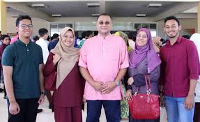 Saya fikir semua pelajar baru ulul albab akan hadapi perkara ini, tak kiralah belajar di sekolah berasrama penuh tmua (ulul albab), mahupun di maktab rendah sains mara (mrsm) ulul albab. Kami Anak Mara Ewarta Mara
