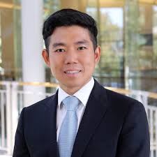 Lundquist College of Business