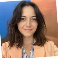 Heidi Craig's Instagram, Twitter & Facebook