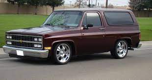 Pin By Brandon Brown On Lowered K5c10 Blazers Custom Chevy Trucks Chevy Trucks Chevrolet Trucks