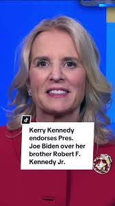 Cari Kennedy's Instagram, Twitter & Facebook