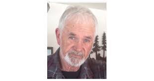 Tammy Mackinnon's Instagram, Twitter & Facebook