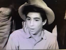 The Rifleman The Most Amazing Man Wade Randall(Sammy Davis Jr.) comes to  town telling yarns about his gun fighting exploits. Lovett (Richard Devon)  calls him out and challenges him to a duel.