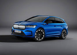 Auch der ein oder andere kleinwagen ist mit einem allradantrieb verfügbar. Dreifacherfolg Fur Skoda Enyaq Iv Octavia Und Superb Sind Importsieger Bei Allradautos Des Jahres