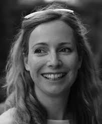 Hannah Howes's Instagram, Twitter & Facebook