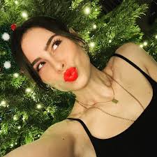 Vor etwa einem monat wurde bekannt, dass die sängerin schwanger ist. Lena Meyer Landrut Ich Hatte Mich Selbst Verloren Kolner News Journal