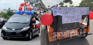 Check spelling or type a new query. Graduasi Drive Thru Meriah Cantik Ibu Bapa Hias Kereta Sinar Plus