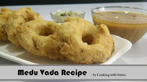 Medu Vada South Indian Medu Vada Recipe By Cooking With Smita Recipes Medu Vada Recipe Indian Breakfast