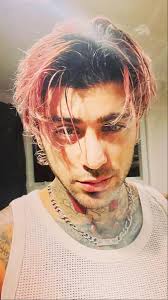Not logging out for the night until I talk about Zayn with pink hair 🩷😍  Zayn Malik one direction