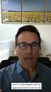 Sandee Sgarlata, TV Host & Podcaster, Mentor, Speaker and Author