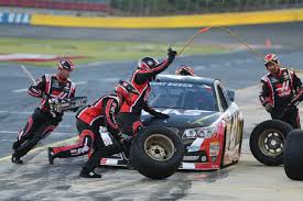 What is the longest car race in the world? Kurt Busch Intends To Drive 1 100 Miles In A Day The New York Times