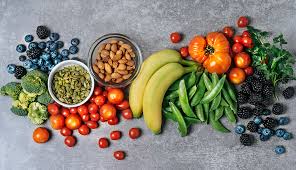 How To Choose Between A Low Carb And A Low Fat Diet