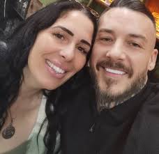 So how do you all think Phyllis had that ring in her hand, when she was  clapping sarcastically it was not in her hand so how did it become in her  hand? |