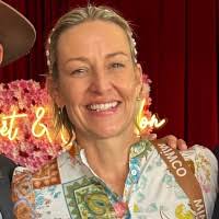 500+ "Pascoe" profiles