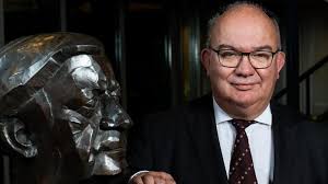 Prof. Dr. Gary S. Schaal