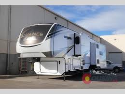 New 2020 Alliance Rv Paradigm 370fb Fifth Wheel At Cousins Rv Wheat Ridge Co 20067 In 2020 Fifth Wheel Rv Travel Trailers For Sale