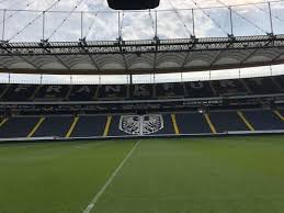 Um das stadion für die fußballweltmeisterschaft 2006 zu rüsten und es je nach witterungsverhältnissen in kurzer zeit überdachen zu können, wird es. Commerzbank Arena Football Background Football Stadiums Soccer Field