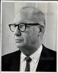 1968 Press Photo Glen Mansfield of the State Board Against Discrimination