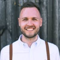 Sandra Mair's Instagram, Twitter & Facebook