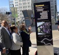 New Downtown directional kiosks: 'There's nothing like good ...