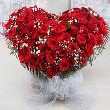 Arenaflowers is one stop destination for online flower delivery in mumbai. Flaberry Send Heart Shape Flower Arrangement Of 24 Red Roses Valentine Roses Free Shipping Across India Bangalore Delhi Mumbai Hyderabad Kolkata Chennai Pune