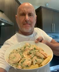 Grateful for alfredo pizza dinner