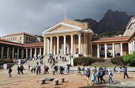 The university of cape town (uct) is a multicultural, multinational community of around 5 000 academic and professional, administrative support and service staff, and some 29 000 students who come from over 100 countries across the globe. University Of Cape Town Global Studies Programme