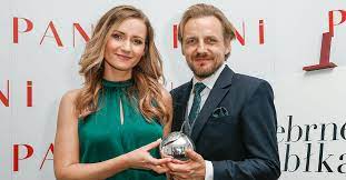 Both women purchased homes on goodyear avenue. Zuza Grabowska I Pawel Domagala Wygrali Plebiscyt Srebrne Jablka Pani 2018 Zdjecia Pawel Domagala