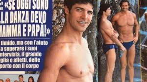 Compagnon offers handcrafted camera bags and backpacks designed for demanding photographers and filmmakers worldwide. Roberto Bolle E L Amico Al Mare A Capri Foto Tuttouomini