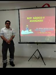 El Colegio de Cirujanos Dentistas de Carmen llevó a cabo el curso RCP  dirigido por el Técnico en Urgencias Médicas Básicas Edwards Aarón Puerto  Ruiz quien de manera práctica explicó y demostró todo lo ...