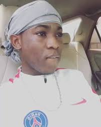 #zwalokolochallenge #final @lilbert_zepek nous à envoyé son dernier  freestyle freestyle , Pensez vous qu'il mérite d'être dans le carré 3 des  vainqueurs ?, NB : les vues et les commentaires compte à ...