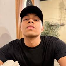 Acá la evidencia de que para usar songshift antes, tenías que pagar y no  eran tan fácil la migración como ahora. No era “caro” pero andaba en $399  pesos mexicanos al año.