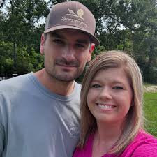 Offering Help with 4x4 and Tow Straps in Lapeer