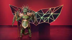 I also have doubts about the venue. The Masked Singer 2020 Welcher Star Verbirgt Sich Unter Dem Wuschel Dem Drachen Presseportal