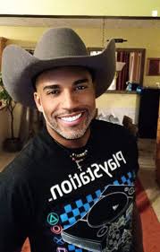 6'4 31 Minnesota 👋🏼