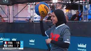 Début des épreuves sur le site symbolique de fukushima • france 24. Jeux Olympiques 2021 Sara Gamal L Arbitre En Hijab Qui Entre Dans L Histoire Olympique Bbc News Afrique