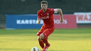 Im herzen europas und mitten aus dem ruhrgebiet lieferten die ruhr games vier tage lang nachwuchsleistungssport und urban art highlights in bis zu 18 sportarten. Rot Weiss Essen Bogey Team And Outsiders Dfb Deutscher Fussball Bund E V