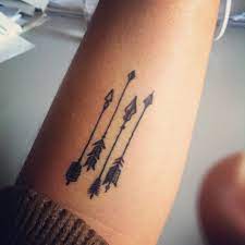 4 Arrows For The Members Of My Family Tattoo Arrows Family Tattoos Tattoos For Family Members Tattoos For Guys